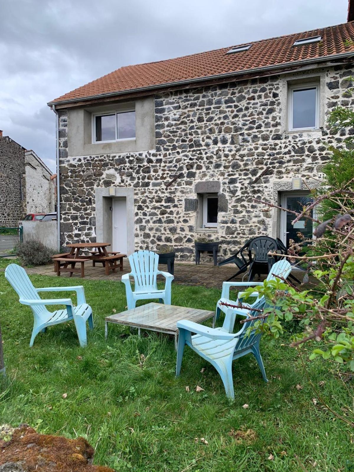 La Petite Ourse #terrasse#vulcania Apartment Saint-Ours (Puy-de-Dome)